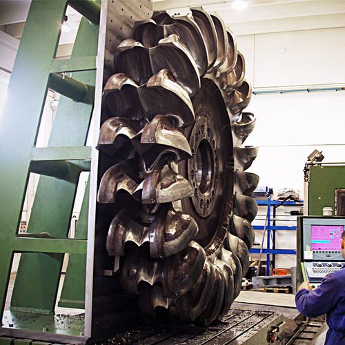 Turbina Pelton - ZECO - hidráulica / para generación de energía / vertical