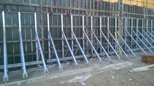 Encofrado de trepa - CSC SRL - de fachada / de acero