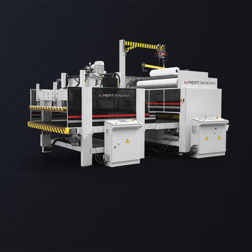 Máquina de acondicionamiento controlada por PLC - M-2300 - MERT MACHINERY - con film / para colchón / neumática