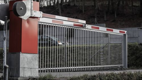 Barrera de seguridad - G2 - Gilgen Door Systems AG - levadiza / para vehículos