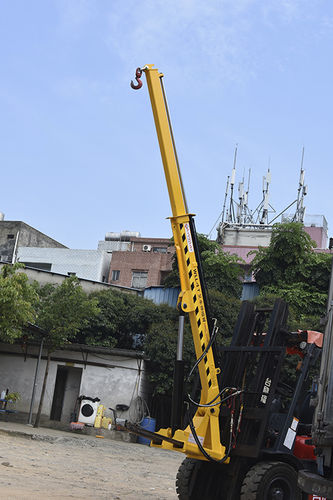 Grúa pluma para carretilla elevadora - Shenzhen Liwumei Industrial Equipment Co.,Ltd. - telescópica / de elevación / manual