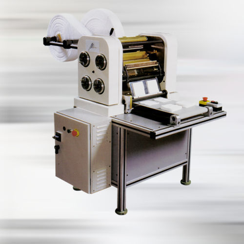 Máquina plegadora compresa de gasa - STD300  - MABOTEX - eléctrica / automática / de corte