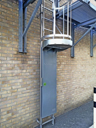 Puerta antiintrusión para escalera de acero galvanizado - CEC400 - Coutier Industrie - de crinolina / de seguridad / con cierre