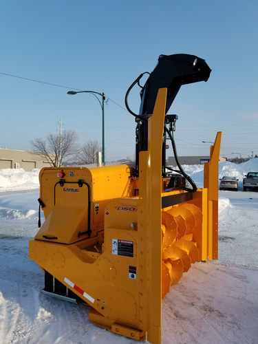 Soplador de nieve para cargadora compacta - D50 - Larue