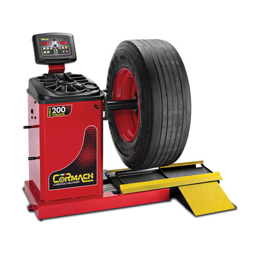 Equilibradora de ruedas para camiones - MEC 200 - Cormach S.r.l. Correggio Machinery - para autobús / para coche / automática