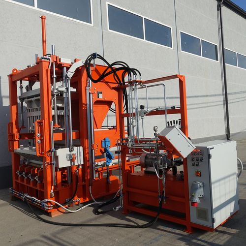 Máquina para fabricación de bloques de hormigón - R-300 - Scandinavian UK Machines AB - automática / semiautomática / estacionaria