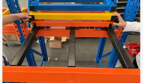 Sistema de estanterías con tablas - Shanghai Calin Logistic Equipment Co., Ltd. - push-back / con paleta