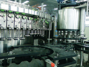 Línea de llenado automática - Jiangsu Zhongyin Machinery Co., Ltd. - para botellas de vidrio / para cerveza / para bebida gaseosa