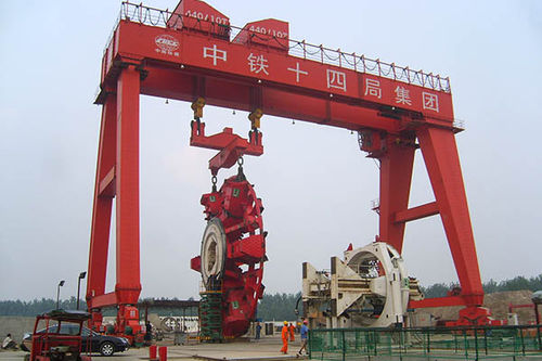 Pórtico en riel - Henan Kuangshan Crane Co., Ltd. - para el metro / de riel doble