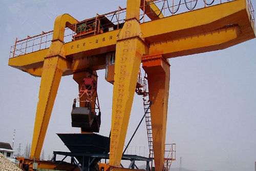 Pórtico en riel - Henan Kuangshan Crane Co., Ltd. - de soldadura / para pulpo / aéreo