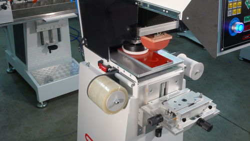 Máquina de limpieza para la tampografía - COMEC ITALIA - de banda / automática