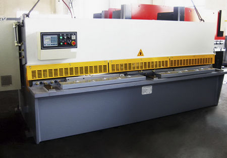 Cizalla hidráulica - QC12K series - Xi'an Huayue Machinery and Equipment Co., Ltd. - para chapa / CNC