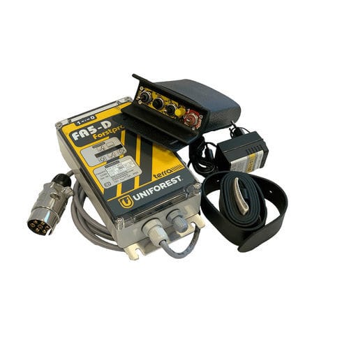 Telemando con botones - TERRA series - UNIFOREST D.O.O. - industrial / para chigre / para tractor
