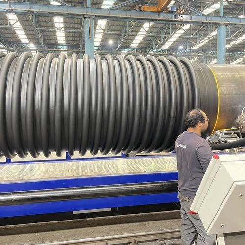 Máquina para fabricar de tubos en espiral - Eagle Machinery Co., Ltd. - de tubos de HDPE