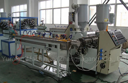 Línea de extrusión de tubos - 84772090 - Yurefon Machinery(Zhangjiagang) Co., Ltd. - para termoplásticos
