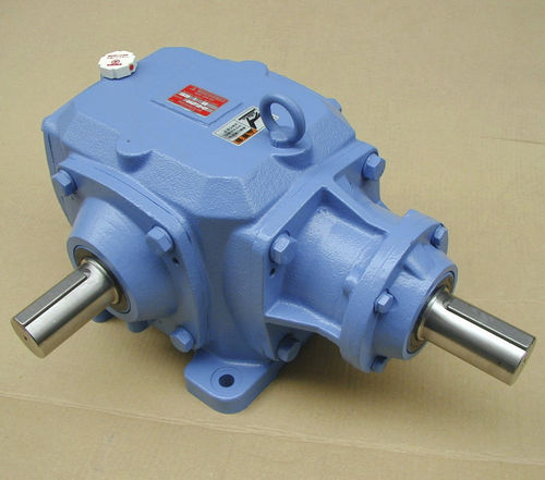 Reductor con engranajes espirocónicos - SB series - Makishinko Co., Ltd. - angular / con eje macizo / compacto