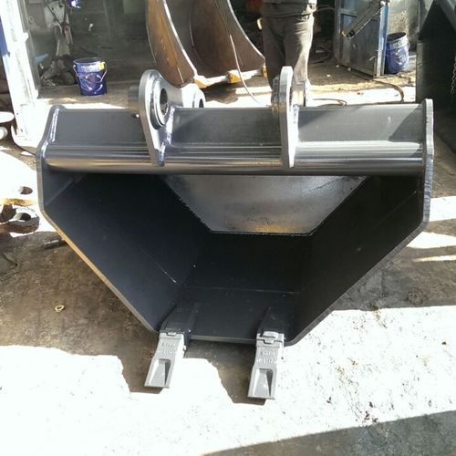 Cuchara trapezoidal - NUR GRUP MÜHENDİSLİK MAKİNA AŞ - para la limpieza de cunetas / para excavadora
