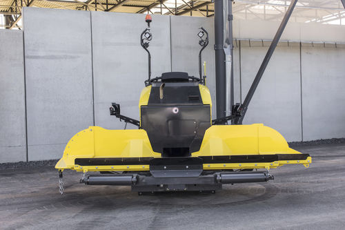 Pavimentadora de asfalto - BF 200 C-2  - BOMAG - para alimentadores