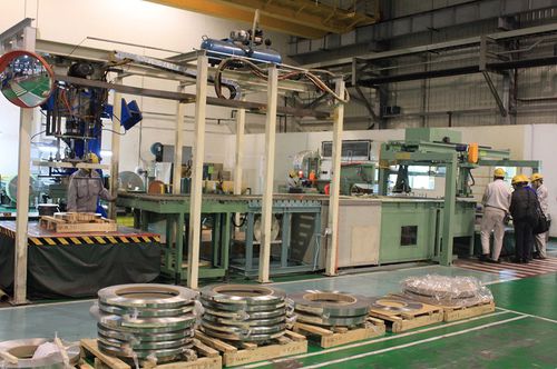 Envolvedora con anillo rotativo - Shanghai Fhope machinery co.,ltd - automática / para bobinas de cobre / de film estirable