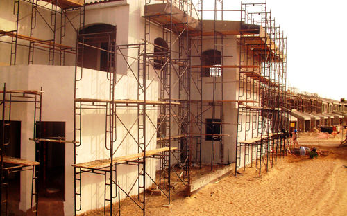 Andamio fijo - SCAFFCO - de fachada / modular / para escaleras