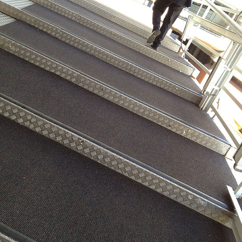 Alfombra antisuciedad - Master Trax™ 113 - Justrite Safety Group - antiestática / de caucho / de polipropileno