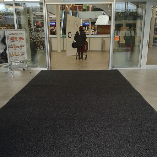 Alfombra antisuciedad - Swisslon XT™ 380 - Justrite Safety Group - absorbente / de plástico / para zona de tráfico intenso