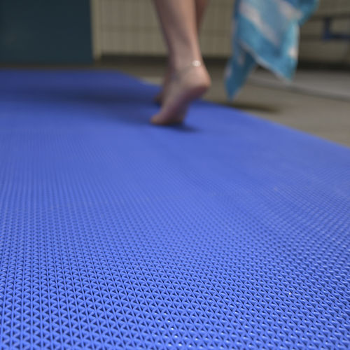 Rejilla de PVC - Gripwalker™ Lite 538 - Justrite Safety Group - para espacio húmedo