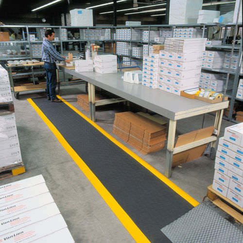 Alfombra antifatiga - 411 Sof-Tred™ - Justrite Safety Group - de burbujas / de vinilo
