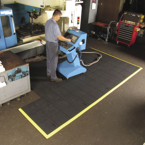 Alfombra antifatiga - 656S Cushion Ease Solid™ Nitrile - Justrite Safety Group - modular / de caucho nitrilo / para aplicaciones de soldadura