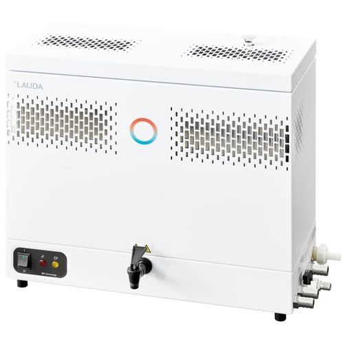 Unidad de purificación de agua para laboratorio - Puridest PD 8 R - LAUDA DR. R. WOBSER GMBH & CO. KG - para aplicaciones médicas