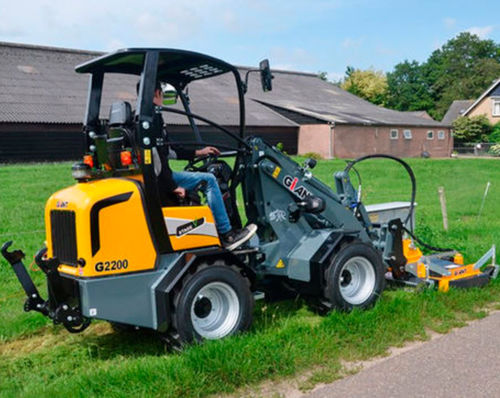 Cargadora de ruedas - G2200 - TOBROCO - GIANT - articulada / estándar