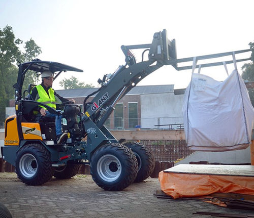 Cargadora de ruedas - G2200 X-TRA HD - TOBROCO - GIANT - articulada / compacta