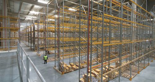 Sistema de estanterías de manipulación - Linpac Storage Systems - ajustable / con paleta