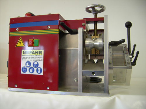 Peladora de cables - RMH 65Q - JMC Recycling Systems Ltd - eléctrica / robusta