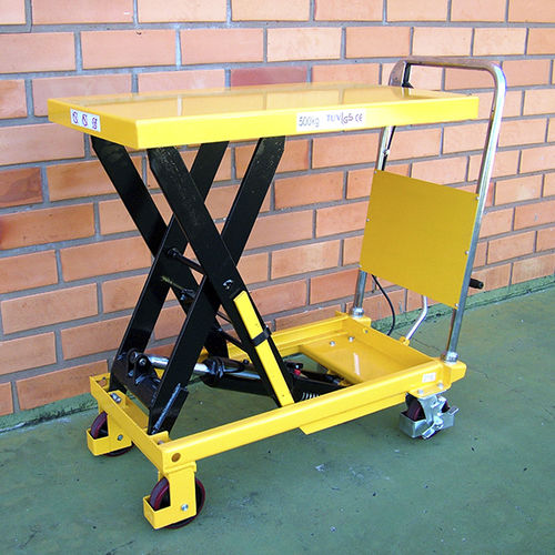 Mesa elevadora de tijera - Saur - con pedal / móvil