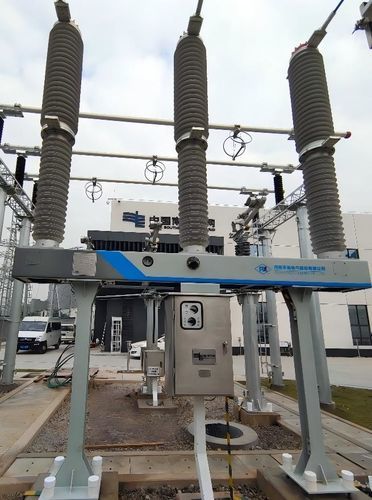 Disyuntor de vacío - ZW64-145 - Henan ping high electric co., LTD. - aislado en gas / de tensión / automático