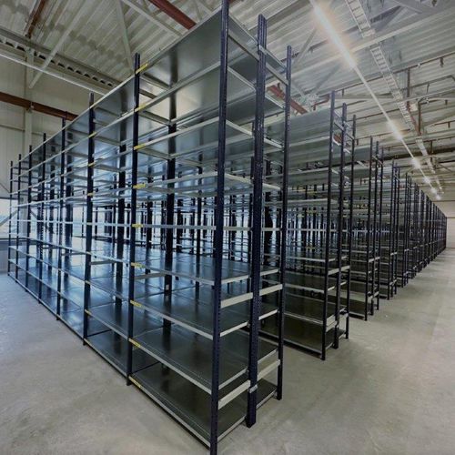 Sistema de estanterías para depósito de almacenamiento - ST30 - METALCOOP s.c.a.r.l. - con tablas / push-back / para carga mediana