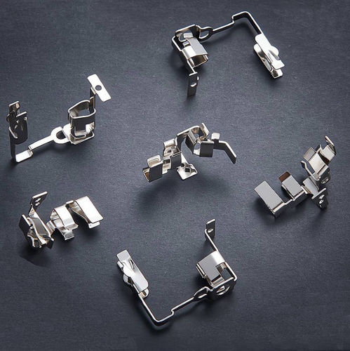 Clip para tubos - HLC METAL PARTS LTD - de cables / de tubos / de cinta