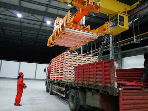 Aparato de levantamiento de chapa - Nordgreif GmbH - hidráulico / automático / de brazo telescópico
