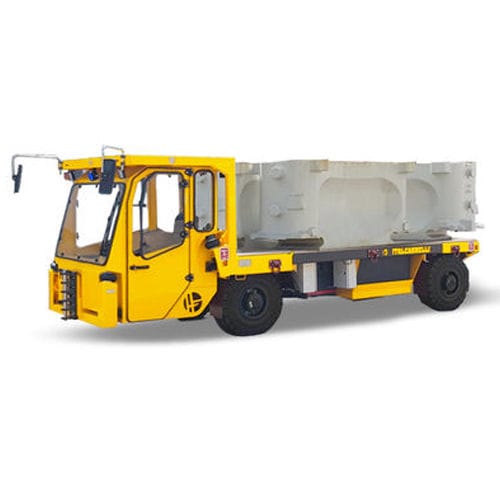 Camión de plataforma - ON-BOARD OPERATOR - Italcarrelli - de 2 ejes / diésel / alimentado por batería