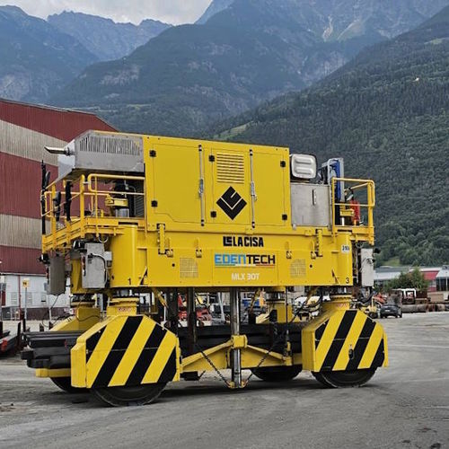 Carretilla elevadora de tipo straddle (horcaja) para acería - Mobilift  - Eden Tech Srl - con motor diésel / para cargas pesadas / ajustable en altura