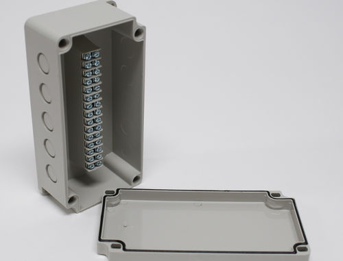 Caja de conexiones de pared - DS-PG-15P - DSE, Inc. - antipropagación de fuego / IK 10 / IP67