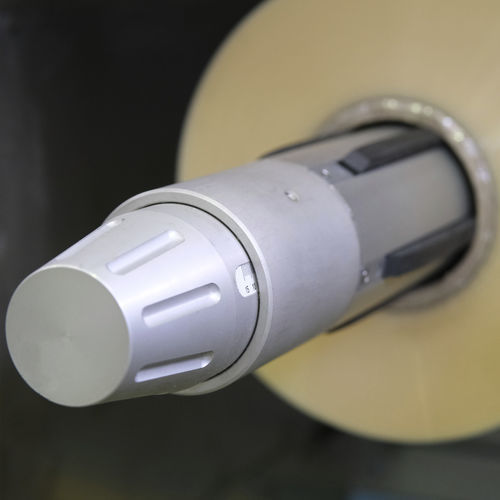 Eje expansible para bobinas - Ejematic - para rollos / neumático / tipo cantilever
