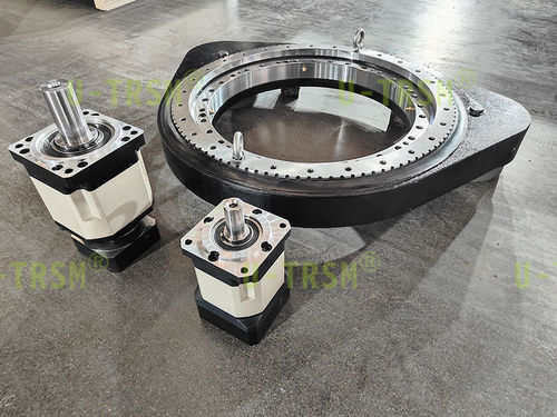 Sistema de arrastre giratorio de tornillo sin fin - 2-S-II-O-0541 - Unique Transmission Equipment(Luoyang)Co., LTD - doble / para carga pesada