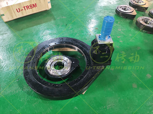 Sistema de arrastre giratorio para carga pesada - SP-III-0755 - Unique Transmission Equipment(Luoyang)Co., LTD