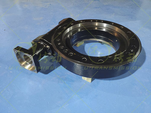 Sistema de arrastre giratorio de tornillo sin fin - PE14  - Unique Transmission Equipment(Luoyang)Co., LTD