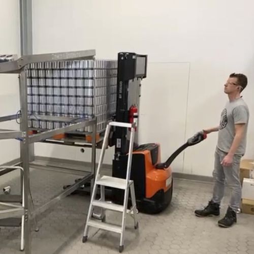 Despaletizador por capas - Zomerdijkengineering - de latas / semiautomático / para la industria del embotellado
