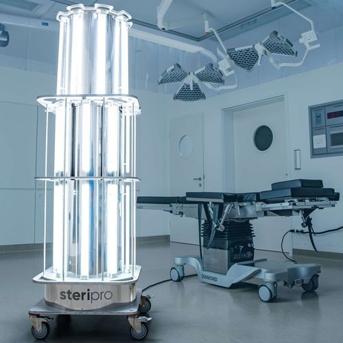 Robot de desinfección UVC - SteriPro - UVC SOLUTIONS D.O.O. - para hospital
