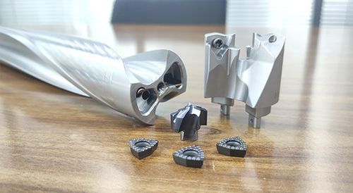 Broca de plaquita - Zhengzhou Halnn Superhard Materials Co., Ltd. - multiusos / con gran velocidad de avance / de centrar