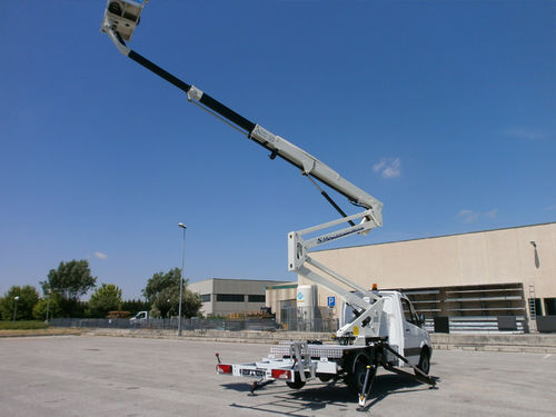 Cesta elevadora montada en tractor - SCA 22 - Safi Group srl - montada sobre camión / electrohidráulica / para la agricultura